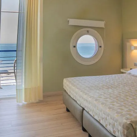 4号温迪spa&健康酒店 3*