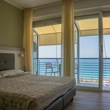 Hotel 4 Venti & Wellness 3*