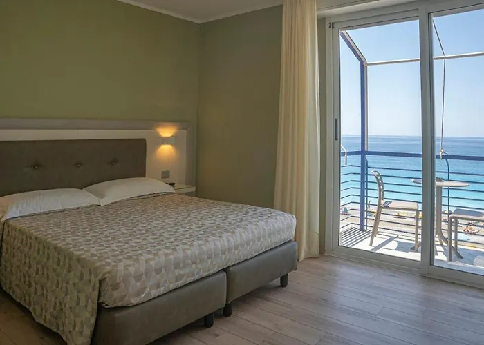 4 Venti & Wellness Hotel 3*