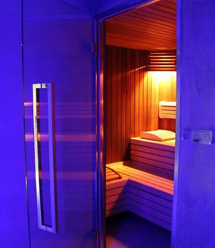 ホテル 4 Venti & Wellness