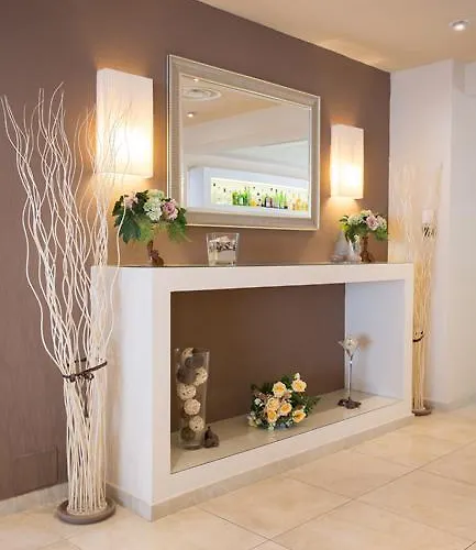 4 Venti & Wellness 3* セストリ・レヴァンテ